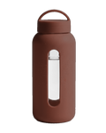 Bevu 600, gourde en verre avec manchon en silicone, coloris Café, bouchon avec anse